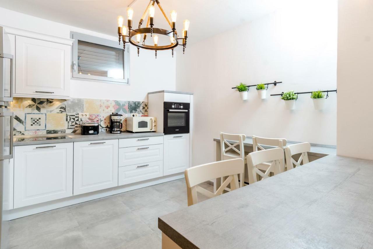 Tajla Rooms Split Kültér fotó
